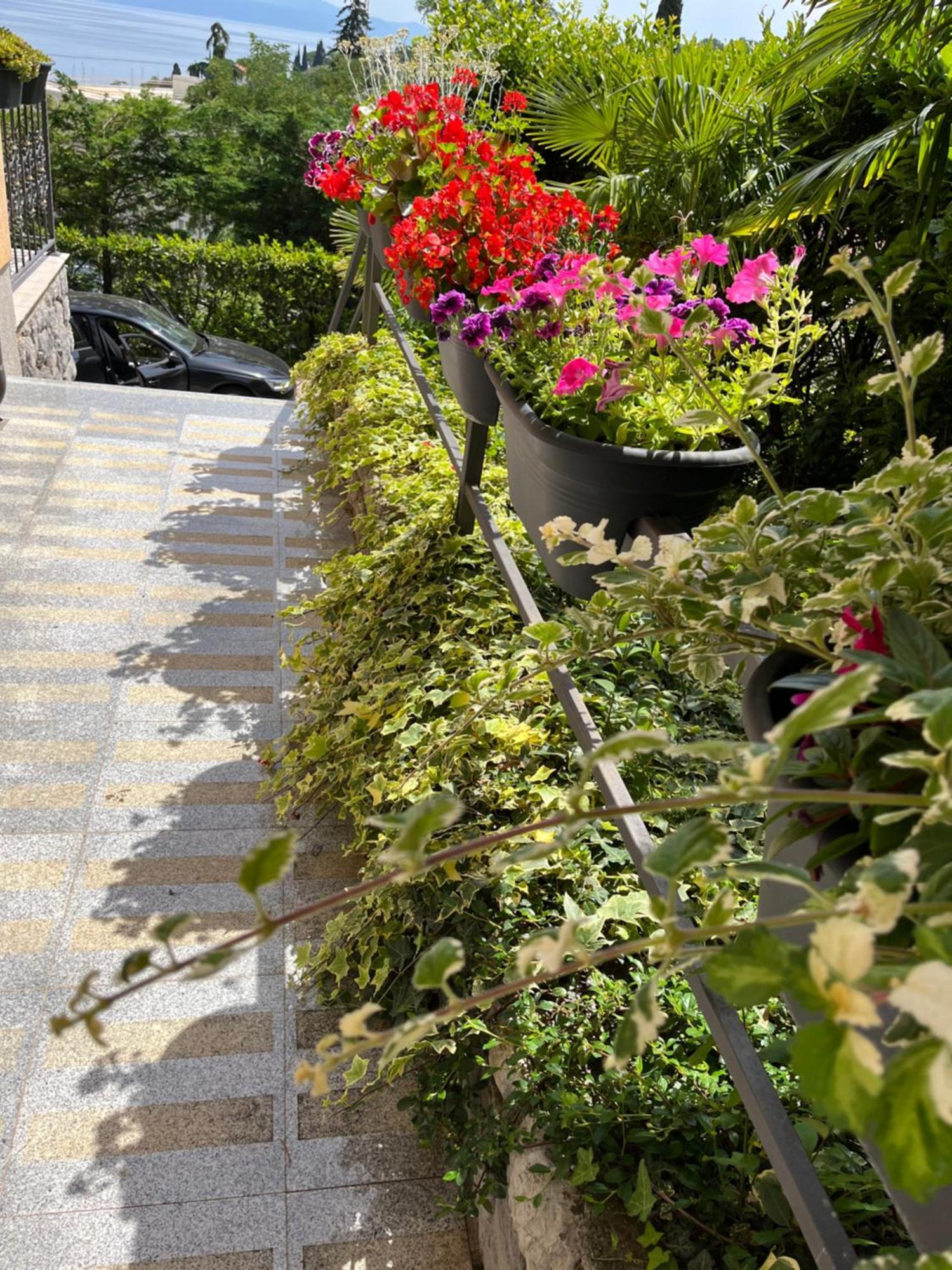 Apartments Villa Slavica Ичичи Экстерьер фото